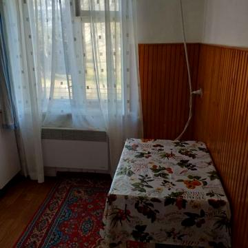 Продам двухкімнатну квартиру