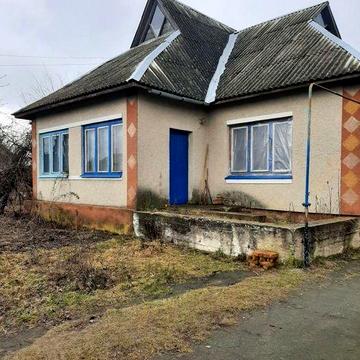 Продам  1 поверховий  будинок  на 25сот. землі