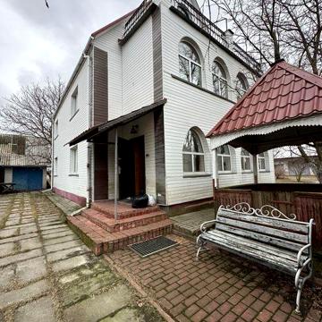 Будинок для великої родини