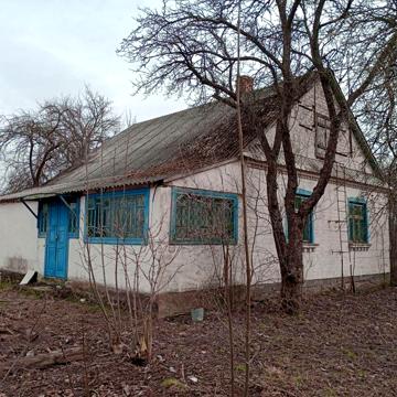 Будинок в селі Ворокомле
