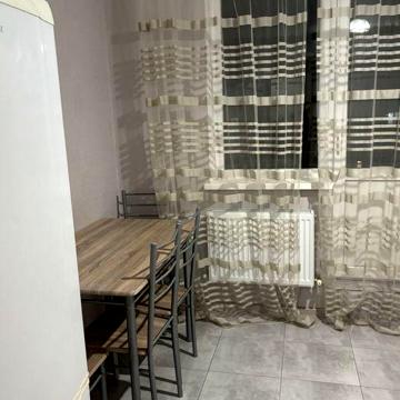 Продам однокімнатну квартиру ЖК 7 небо