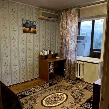 Продаж 1 к кв вул Мілютенко 5а метро Лісова