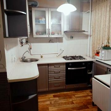 Продам 2-х комнатную квартиру на ж/м Северный.Днепр.