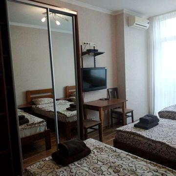 Прод кв 2р 50м Белорусская 3, Шевченк р, Киев, м Лукьяновская 134000уе
