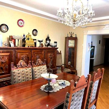 Продажа 4к.квартири 130м 2хвилини метро,вул.Братства Тарасівців!!