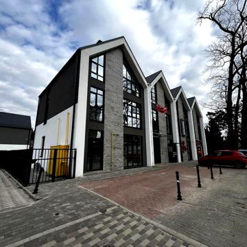 Таунхаус Садова біля Академії від власника з дизайн-проектом