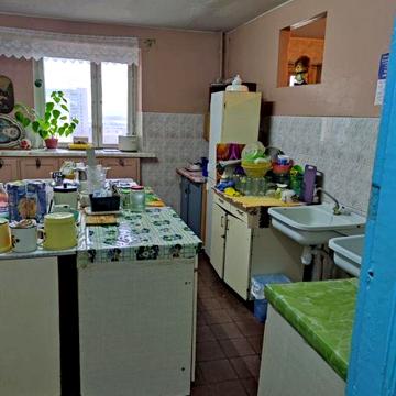 Продам гостинку м.Малышева