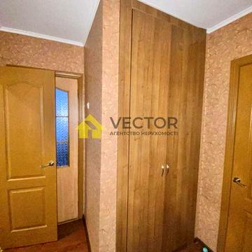 Продаж квартири з косметичним ремонтом 3 кімнатна