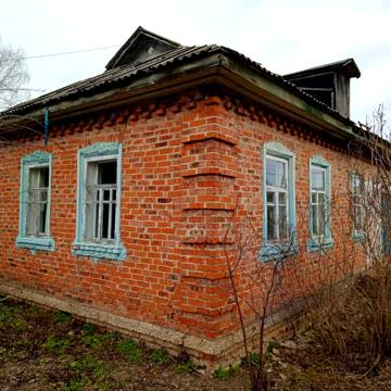 Травнева, 27