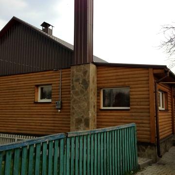 Продаж житлового будинку і земельної ділянки