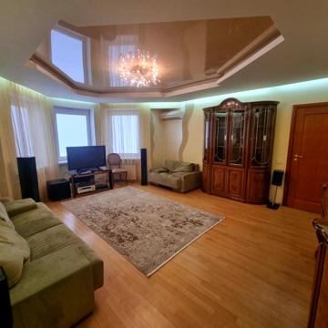 Микільсько-Слобідська вул., 4 в