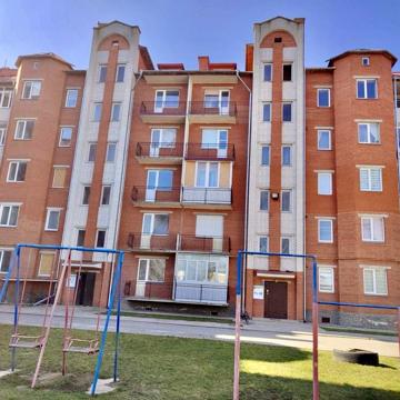 Продається 3-кімнатна квартира в новобудові. Чортків