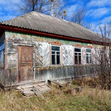 Деревяна дача в селі Кримок.Будинок в селі Кримок. Дача біля Київа