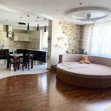 Без комісії продам 3к.квартиру 113м Дніпровська Набережна 19,Осокорки