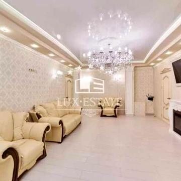 Продажа 3-комнатной квартиры в новострое на Холодной Горе ЖК Околица