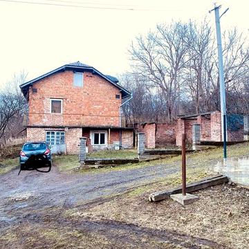 Дім будинок житло 104 м.кв. центр дом