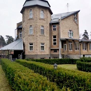 Продам дом 800м2 Лесная Буча, участок 30 сот.