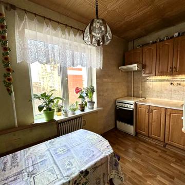 Героїв 55 бригади, 61
