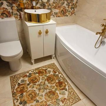 Центр Продам  новую  квартиру с экслюзивным ремонтом Екатериниская ЛД