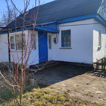 Терміново продам 2/3 будинка. Коростень.