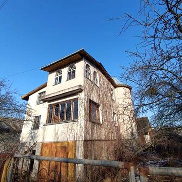 Недобудова в Зарічанах