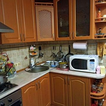 Трикімнатна квартира, вул. Генерала Момота