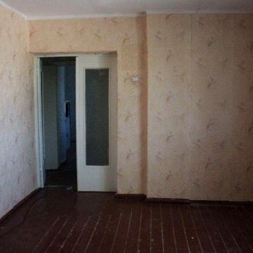 Продам 2-км квартира в центрі Устинівки
