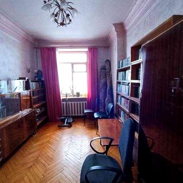 Продам 4 ком.кв.Цент рядом ТЦ ,,Никольский",пр.Героев Харькова