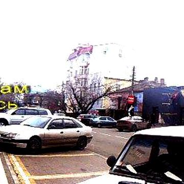 5 кімн ч\будинку,в\з,104 м2,2 св,2 кухні,Дунаєва-Соборна,парадний вхід