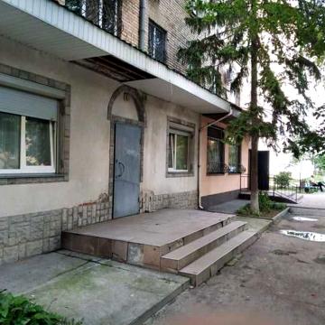 Велика 1к квартира студія