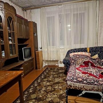 Трьохкімнатна квартира  можно на місяць