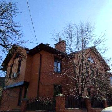 Продажа от хозяина. Печерск. Шикарный дом с видом на Ботанический сад
