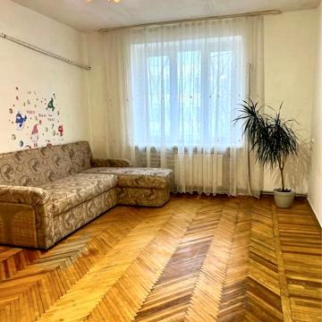 Продам 2-х ком кватиру,парк Шевчеко(центр)