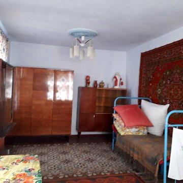 С. Приморське, Б-Дністровського,  продам дім з гарною локацією