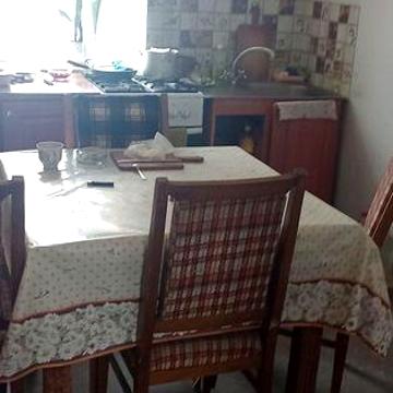 Продам дом в г  Южном рядом с прудом.