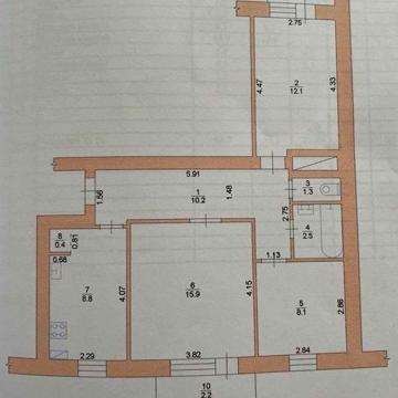 Продаж 3-кімнатної квартири з автономним опаленням і меблями