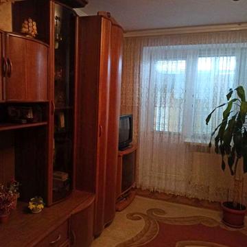 Продаж 3-кімнатної квартири з автономним опаленням і меблями
