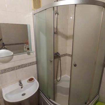 Новодарницька вул., 27