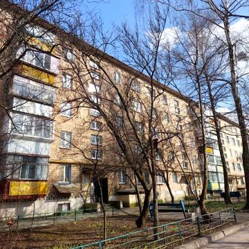 Продам 2хккв по вул. Незалежності 11а!!