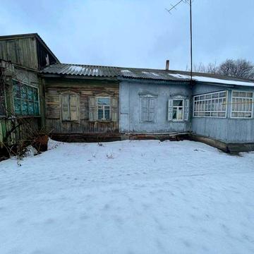 Продам дом. Отопление газовое. Вода подведена в дом.