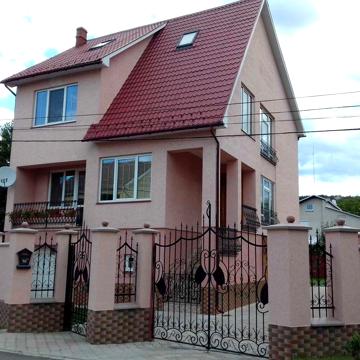 Житловий будинок Мукачево район Сади