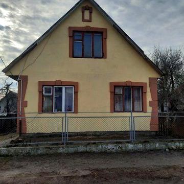 Продам будинок з ділянкою м. Березне