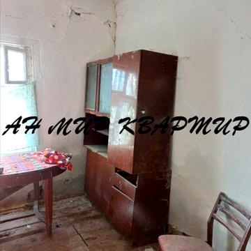 2-х кімнатна в приватному секторі, Поділ!