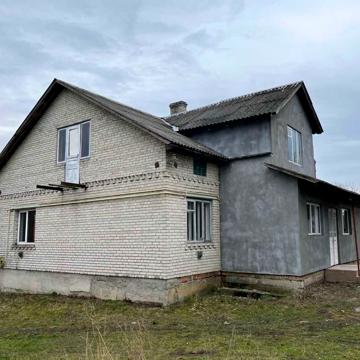 Продається цегляний будинок  с. Суховоля