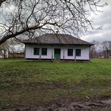 Продам, здам хату (будинок), та земельну ділянку с. Гвіздівці