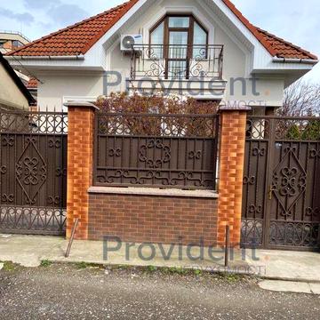 Продається будинок, центр, р-н вул. Швабська