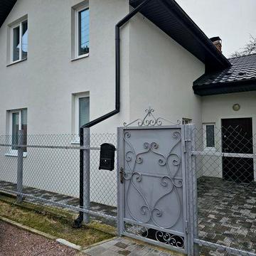 Оренда частини будинку в тихому центрі