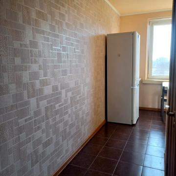 Нескорених вул., 70