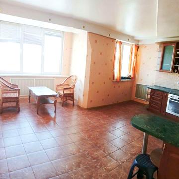 Продаж 3к квартири вул. Автозаводська 99/4