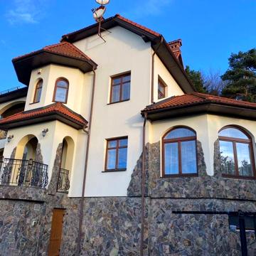 Продаж будинку Львів.
